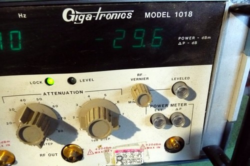 Giga tronics 1018 - , generator